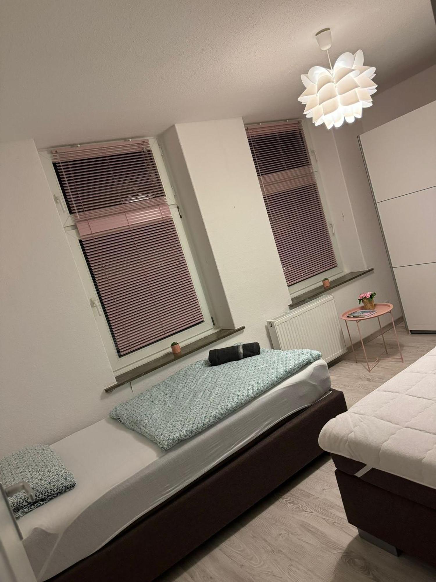 New York By D&J Apartments Altenessen Nord Luaran gambar